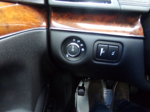 Used 2014 Lincoln MKT AWD w/ Equipment Group 201A image 57