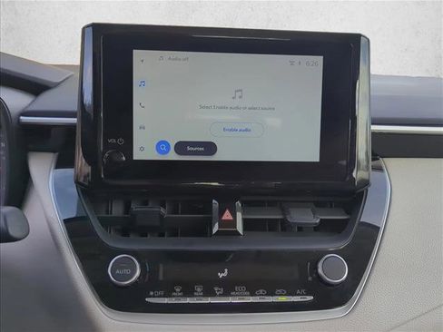 Used 2023 Toyota Corolla LE image 11