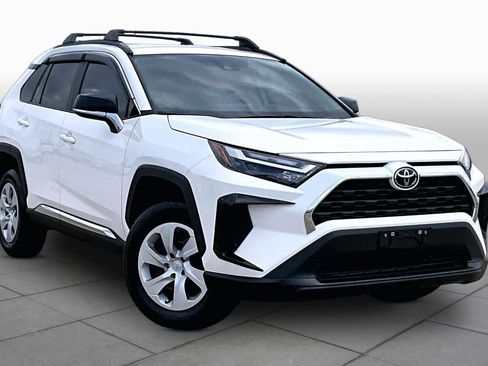 Used 2025 Toyota RAV4 LE image 3