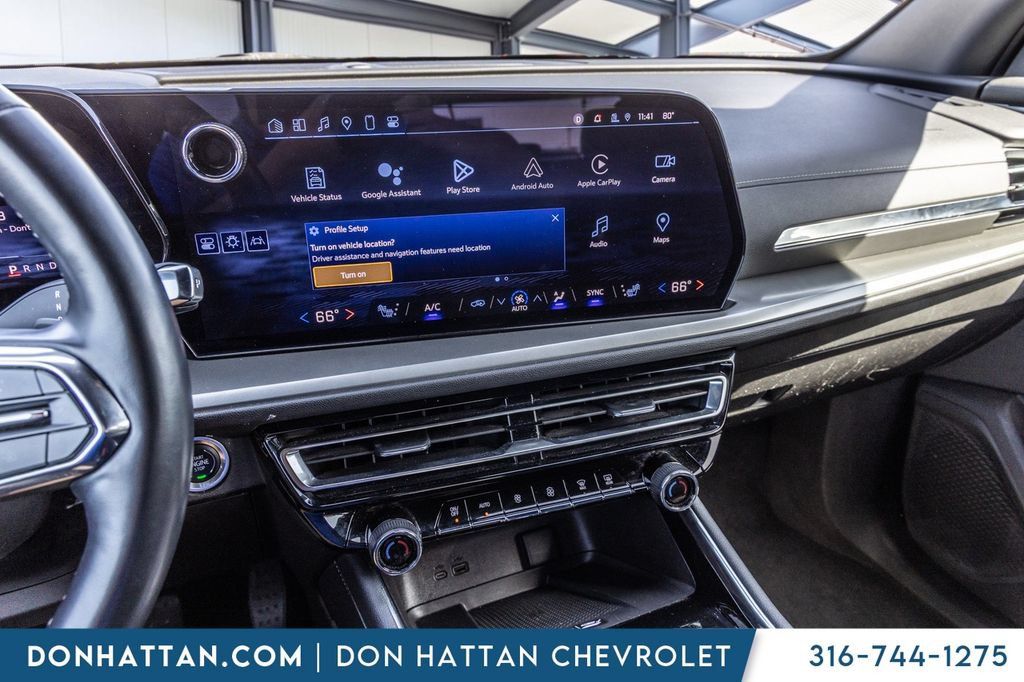 Used 2024 Chevrolet Traverse LT FWD image 8