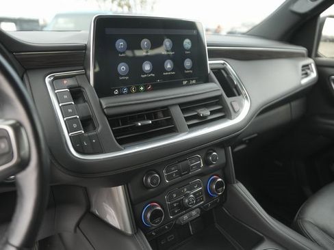 Used 2021 Chevrolet Tahoe LT w/ LT Signature Package image 28