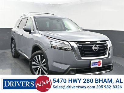 Used 2022 Nissan Pathfinder Platinum w/ Cargo Package