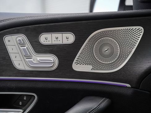 Used 2022 Mercedes-Benz GLS 450 4MATIC w/ AMG Line Exterior image 38