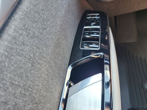Used 2025 Cadillac Escalade Sport Platinum w/ LPO, ONYX Package AWD/4WD image 24