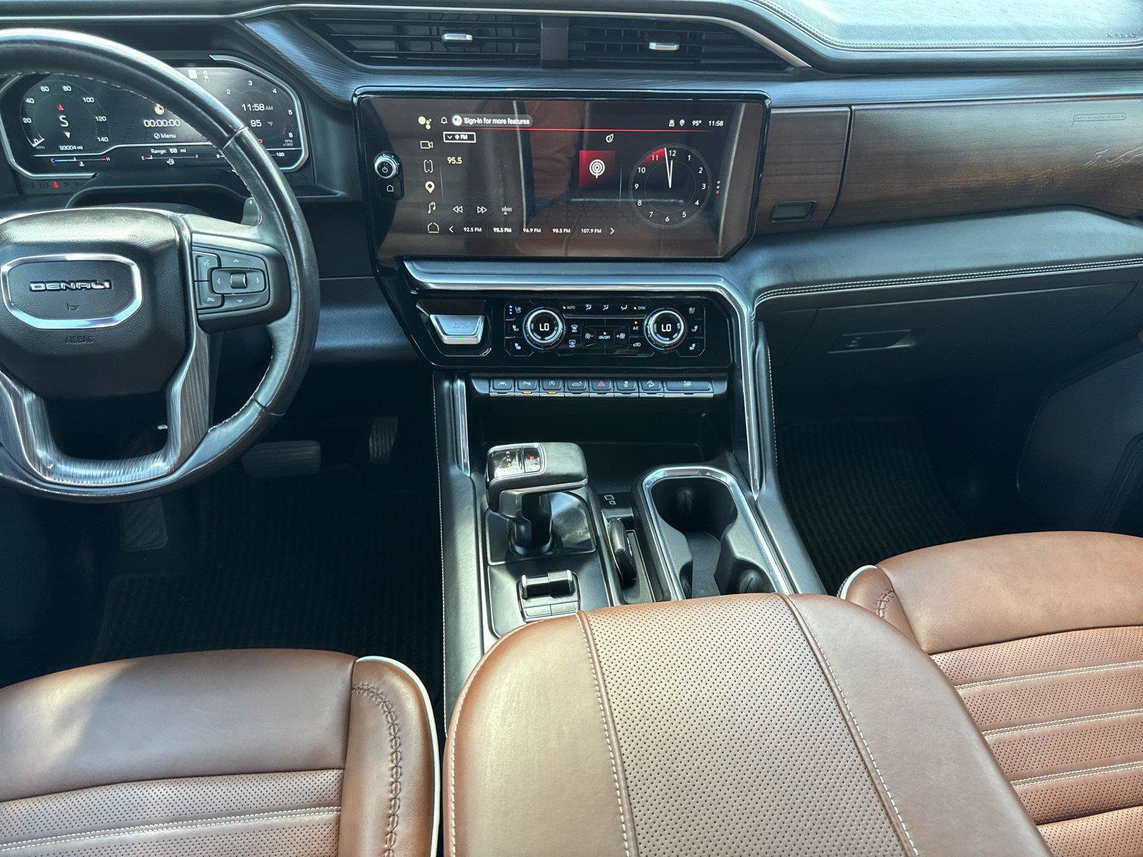 Used 2023 GMC Sierra 1500 Denali Ultimate AWD/4WD image 17