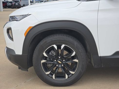 Used 2023 Chevrolet TrailBlazer LT FWD image 8