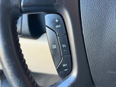 Used 2007 Chevrolet Suburban LT w/ LT Preferred Equipment Group AWD/4WD image 44