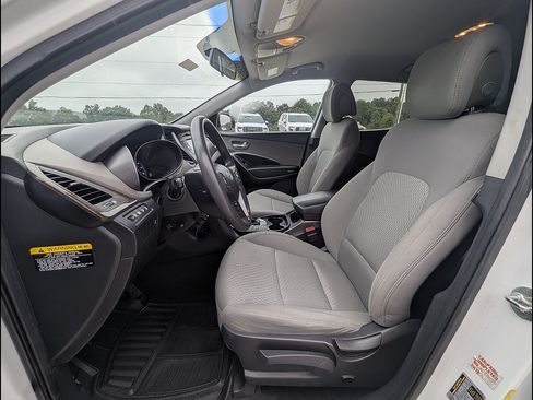 Used 2017 Hyundai Santa Fe Sport AWD/4WD image 18