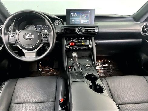 Used 2024 Lexus IS 300 w/ Comfort Package RWD image 18