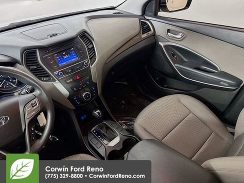 Used 2018 Hyundai Santa Fe Sport image 21