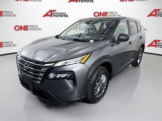 Used 2024 Nissan Rogue S AWD/4WD video 3