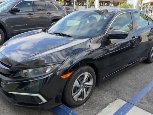 Used 2019 Honda Civic LX image 3
