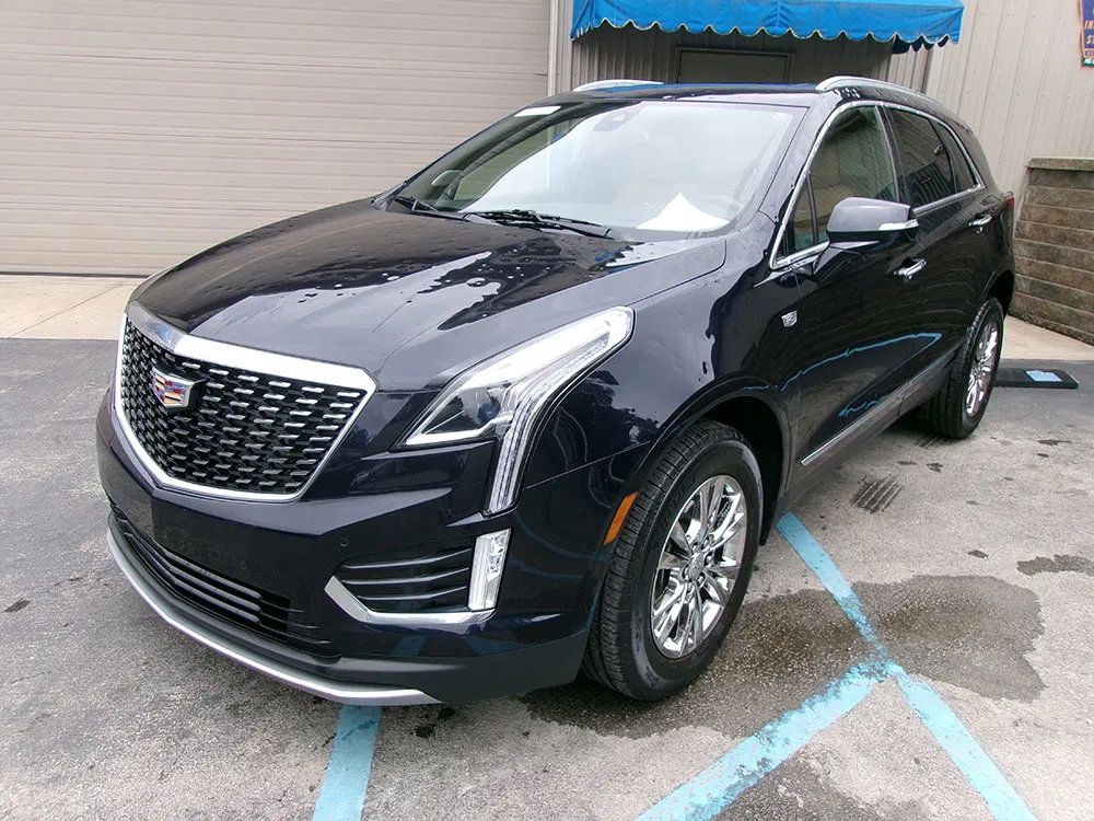 Used 2021 Cadillac XT5 Premium Luxury w/ LPO, Floor Liner Package AWD/4WD image 1