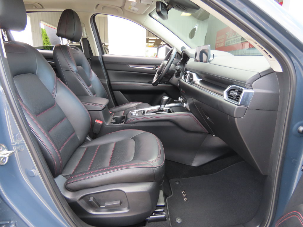Used 2025 MAZDA CX-5 Carbon Edition AWD/4WD image 36