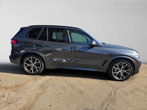 Used 2019 BMW X5 xDrive40i w/ M Sport Package AWD/4WD image 2