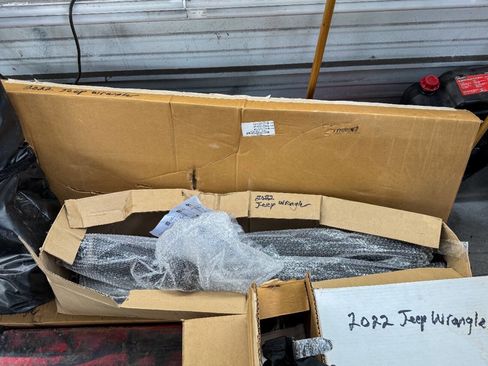 Used 2023 Jeep Wrangler Unlimited Sahara w/ Dual Top Group image 48