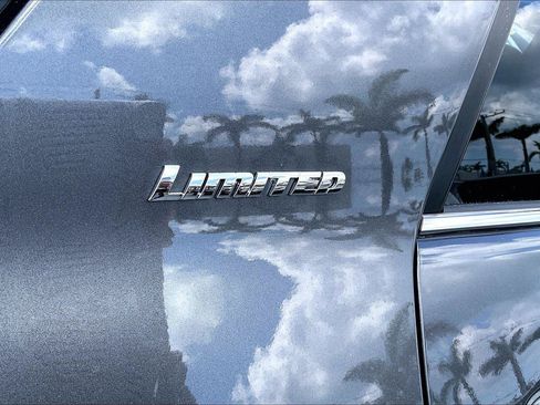Used 2020 Toyota 4Runner Limited RWD image 24