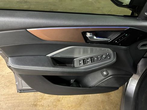 Used 2022 Acura MDX SH-AWD w/ Technology Package image 11