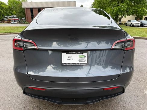 Used 2023 Tesla Model Y Long Range AWD/4WD image 11