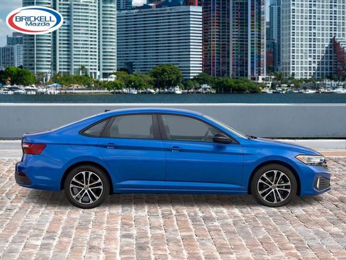 Used 2022 Volkswagen Jetta Sport FWD image 4