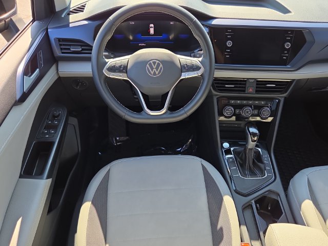 Used 2024 Volkswagen Taos SE FWD image 14