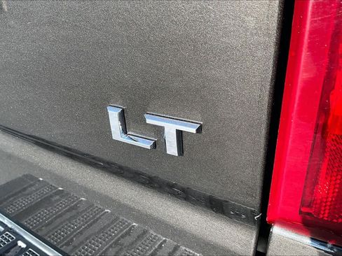 Used 2021 Chevrolet Silverado 1500 LT image 9