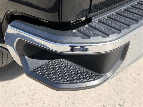 Used 2023 Chevrolet Silverado 1500 LT image 26