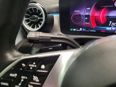 Used 2025 Mercedes-Benz CLA 250 4MATIC image 23