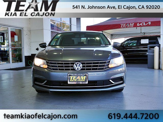 Used 2016 Volkswagen Passat 1.8T S FWD image 4