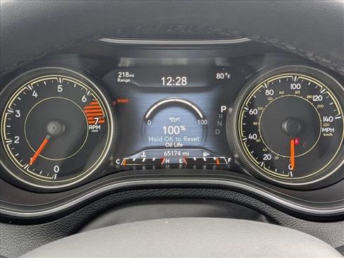 Used 2023 Jeep Cherokee Altitude Lux image 11