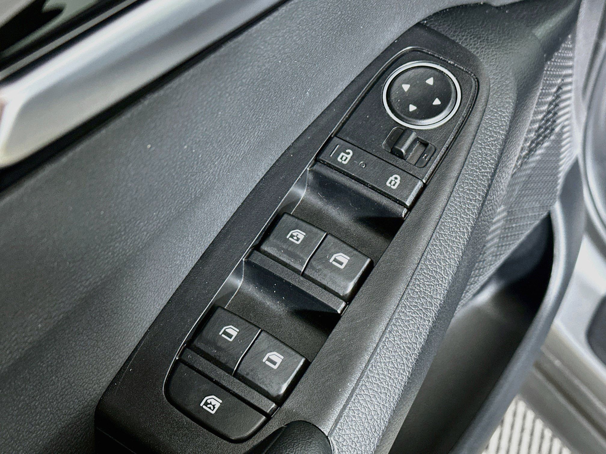 Certified 2026 Kia Seltos S FWD image 18