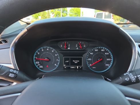 Used 2020 Chevrolet Equinox LS FWD image 26