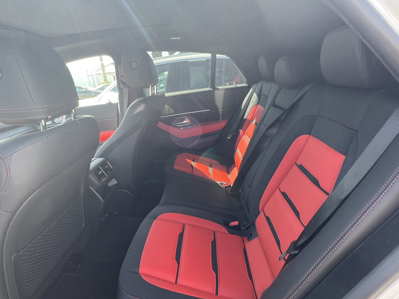 New 2026 Mercedes-Benz GLE 53 AMG 4MATIC Coupe image 15
