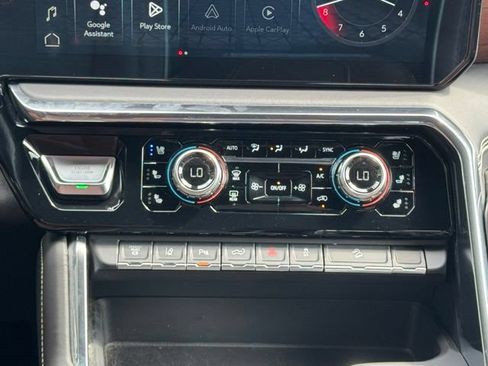 Used 2024 GMC Sierra 2500 Denali Ultimate w/ Max Trailering Package AWD/4WD image 16