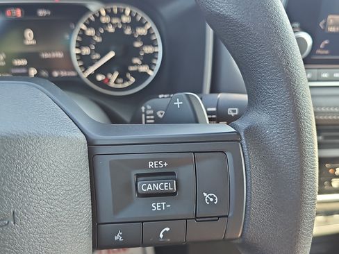 Used 2026 Nissan Rogue S FWD image 24