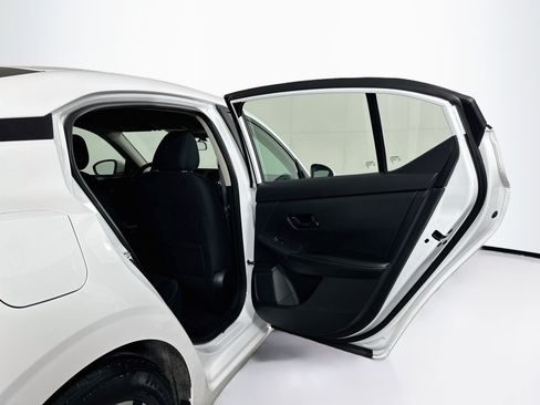 Used 2024 Nissan Sentra SV w/ All-Weather Package FWD image 28
