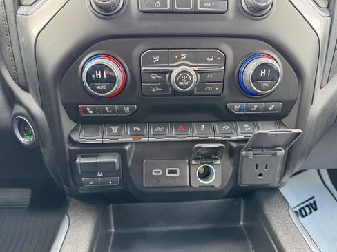 Used 2023 Chevrolet Silverado 2500 LTZ w/ LTZ Plus Package image 21