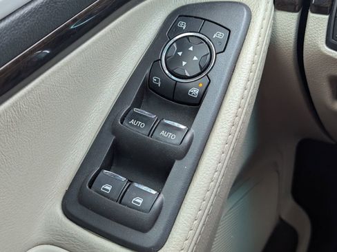 Used 2013 Ford Explorer Limited image 16