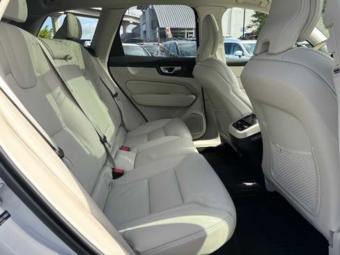 New 2025 Volvo XC60 B5 Ultra w/ Protection Package Premier image 12
