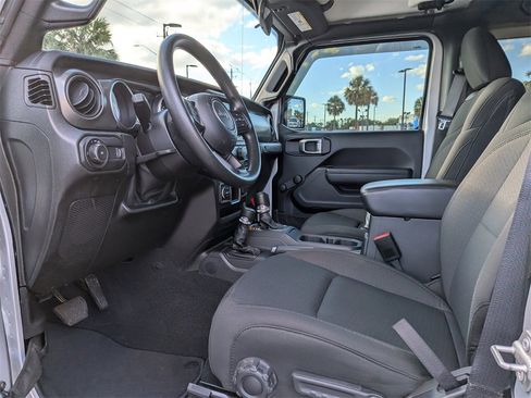 Used 2023 Jeep Wrangler Sport image 16