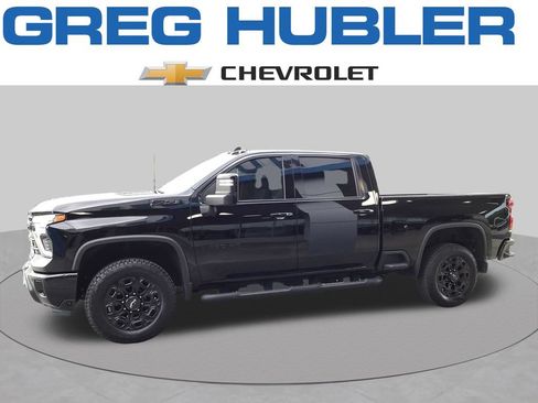 Used 2024 Chevrolet Silverado 2500 LTZ w/ LTZ Plus Package AWD/4WD image 12