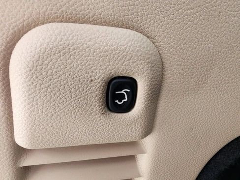 Used 2021 Jeep Grand Cherokee Limited AWD/4WD image 14