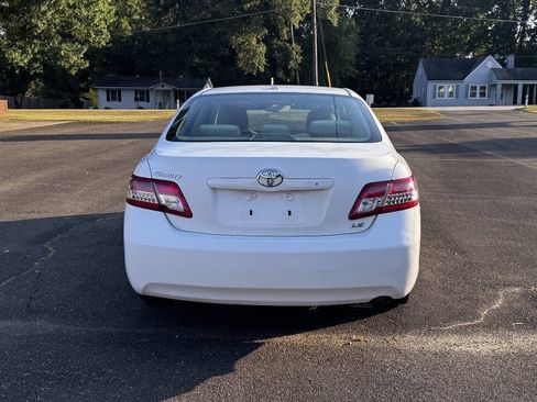 Used 2011 Toyota Camry LE w/ Fleet Convenience Pkg FWD image 7