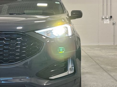 Used 2021 Ford Edge ST-Line AWD/4WD image 10