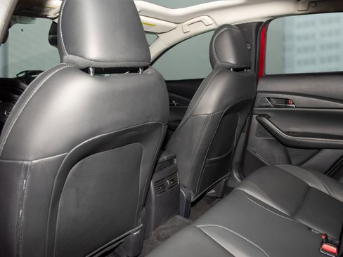 Used 2024 MAZDA CX-30 AWD 2.5 S w/ Preferred Package image 18