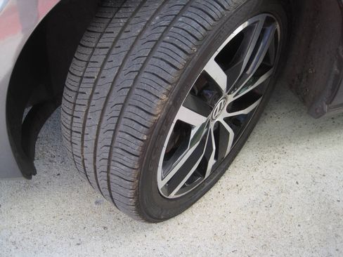 Used 2015 Volkswagen Golf S FWD image 15