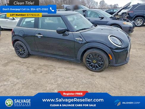 Used 2023 MINI Cooper SE image 5
