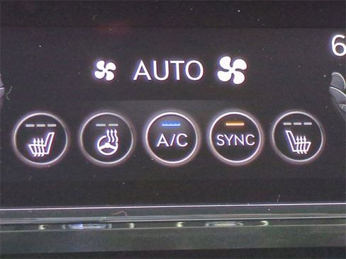 Certified 2025 Genesis G70 2.5T image 14