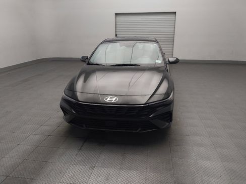 Used 2025 Hyundai Elantra SEL FWD image 15