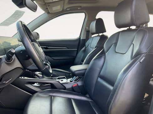 Used 2024 Kia Telluride S w/ S Sunroof Package FWD image 10